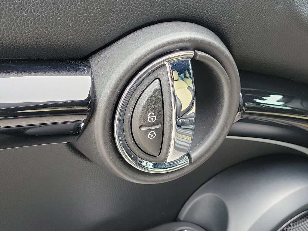 Used 2023 MINI Cooper S w/ MINI Resolute Edition FWD image 25