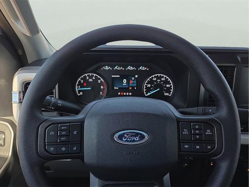 New 2026 Ford F250 XLT w/ FX4 Off-Road Package image 19