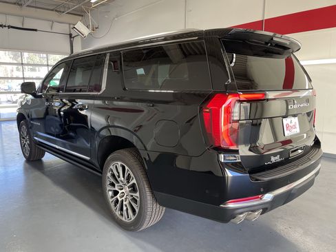New 2026 GMC Yukon XL Denali w/ Sun & Power Step Package image 6