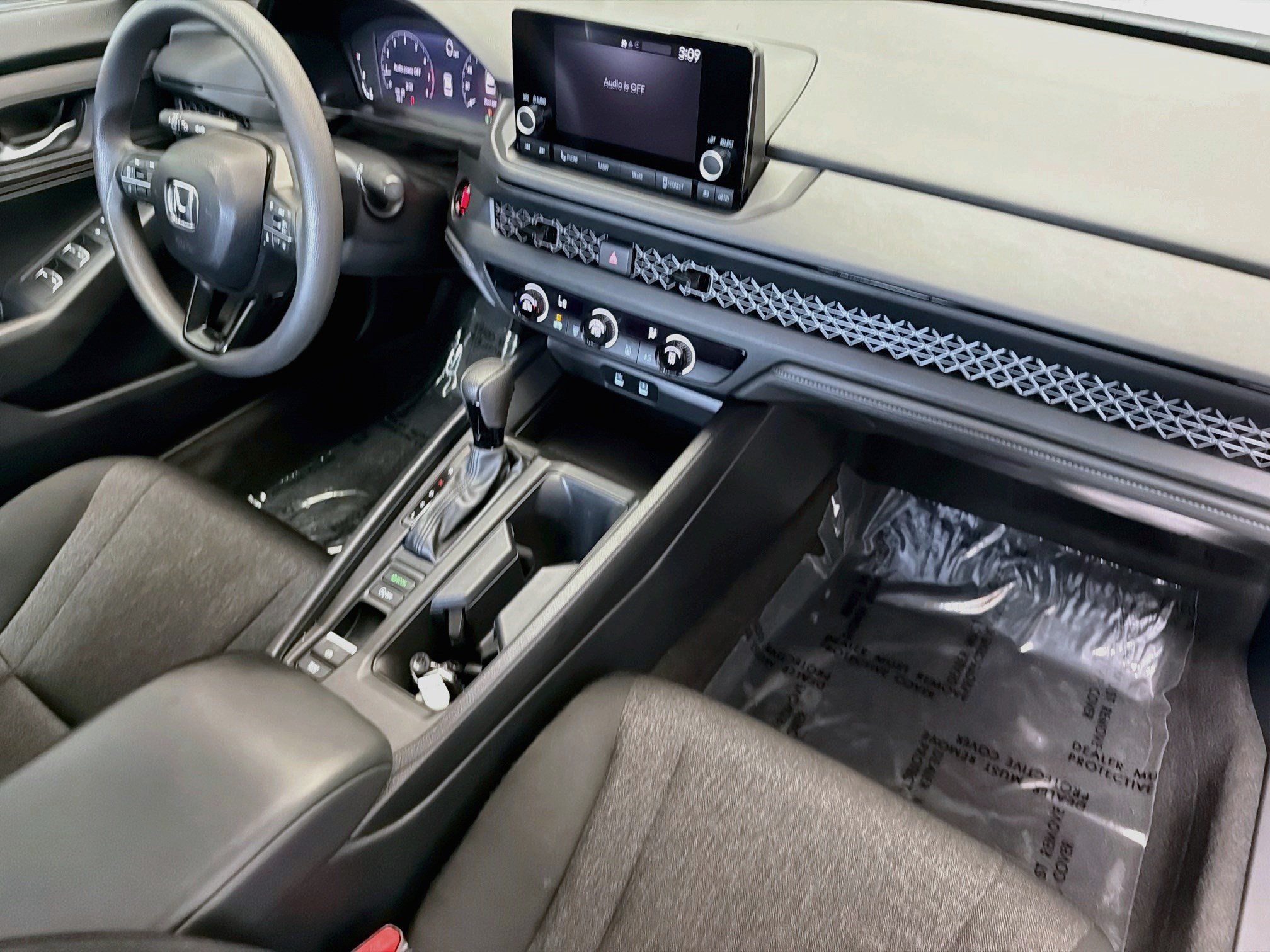 Used 2025 Honda Accord LX image 12