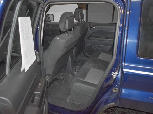 Used 2016 Jeep Patriot Latitude image 19