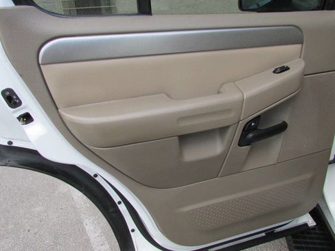 Used 2003 Ford Explorer Sport XLT image 22