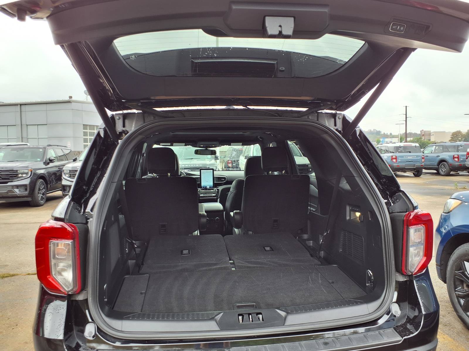 Certified 2023 Ford Explorer ST w/ Equipment Group 401A AWD/4WD image 11