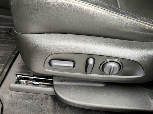 Used 2021 Chevrolet Traverse RS w/ LPO, Floor Liner Package image 11