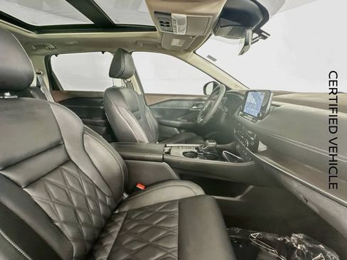 Certified 2023 Nissan Rogue Platinum w/ Platinum Premium Package FWD image 28