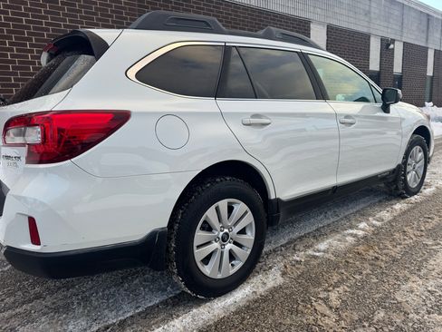 Used 2017 Subaru Outback 2.5i Premium image 35