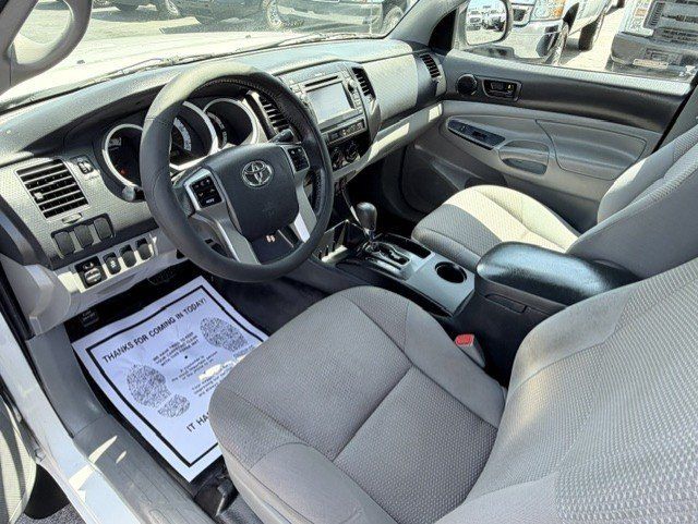 Used 2013 Toyota Tacoma PreRunner w/ Convenience Pkg RWD image 12