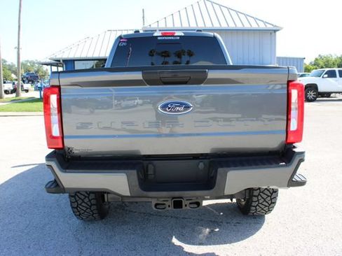 Used 2025 Ford F250 XLT w/ FX4 Off-Road Package AWD/4WD image 9