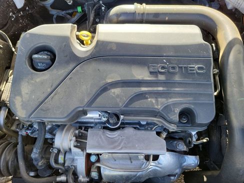 Used 2024 Chevrolet Malibu LT image 30