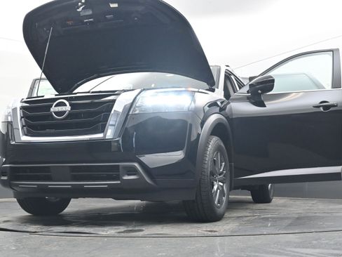 New 2025 Nissan Pathfinder SV w/ SV Premium Package image 42