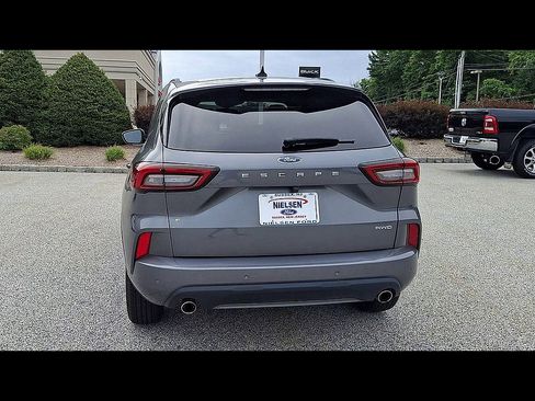 Certified 2024 Ford Escape ST-Line w/ Tech Pack #1 AWD/4WD image 7