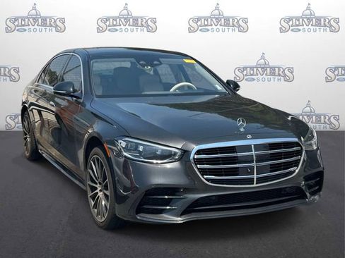 Used 2022 Mercedes-Benz S 500 4MATIC image 1