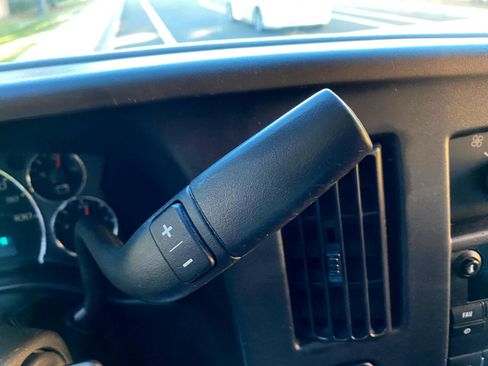 Used 2017 Chevrolet Express 2500 LS image 36