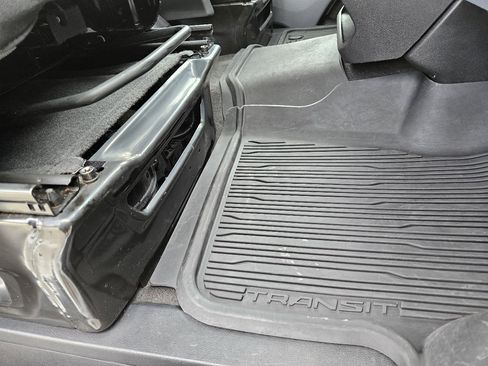 Used 2019 Ford Transit 150 XLT image 37