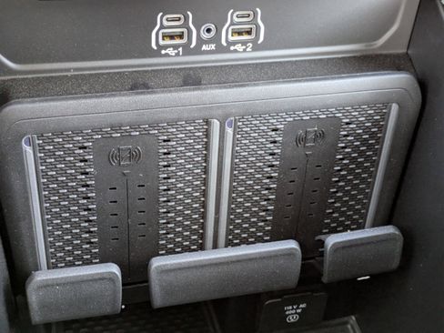 New 2026 RAM 2500 Big Horn AWD/4WD image 26