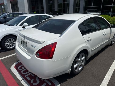 Used 2005 Nissan Maxima 3.5 SE w/ (S03) Driver Preferred Pkg FWD image 3