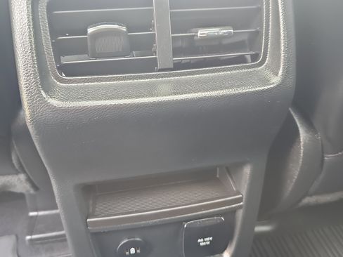 Used 2024 Ford Edge SEL w/ Convenience Package AWD/4WD image 17