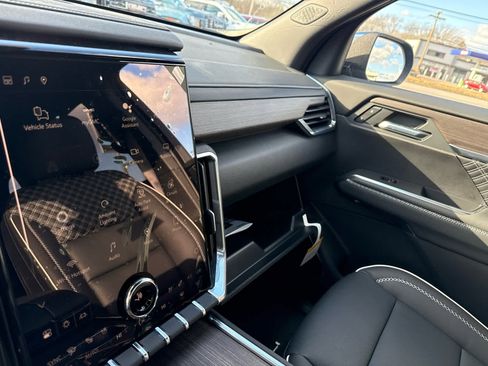 New 2026 GMC Acadia Denali w/ Super Cruise Package image 23