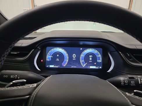 Used 2024 Jeep Grand Cherokee Overland w/ Luxury Tech Group IV image 15