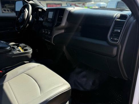 Used 2023 RAM 3500 Tradesman w/ Chrome Appearance Group AWD/4WD image 12