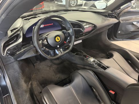 Used 2022 Ferrari SF90 Stradale AWD/4WD image 13