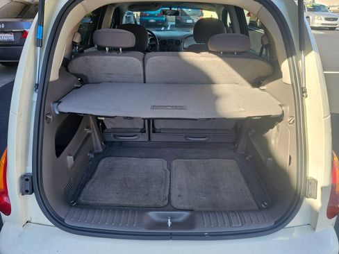 Used 2004 Chrysler PT Cruiser w/ PWR Convenience Group FWD image 17