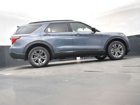 New 2026 Ford Explorer Active w/ Active Comfort Package image 18