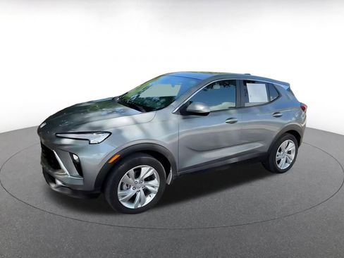Used 2025 Buick Encore GX Preferred FWD image 8