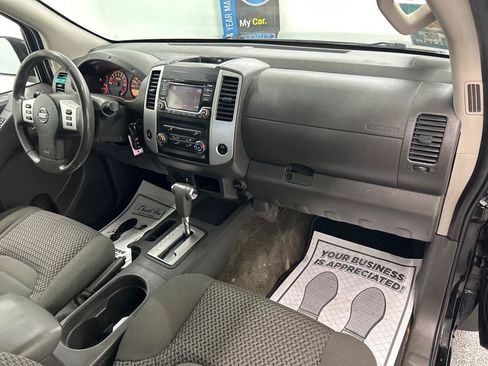 Used 2017 Nissan Frontier SV RWD image 24