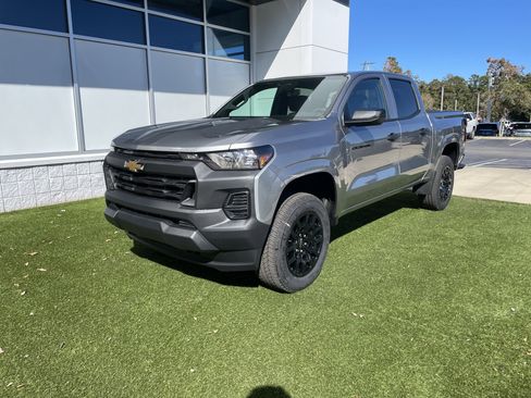 New 2026 Chevrolet Colorado W/T image 3