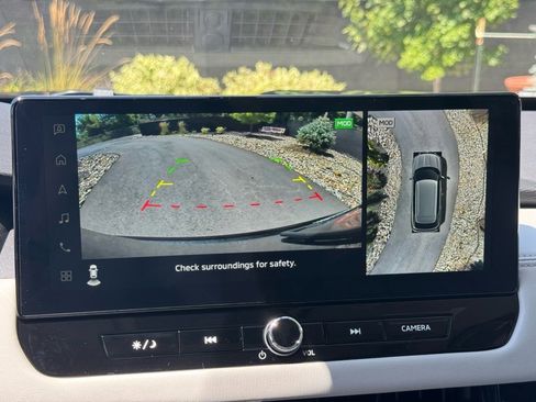 New 2025 Mitsubishi Outlander AWD image 33