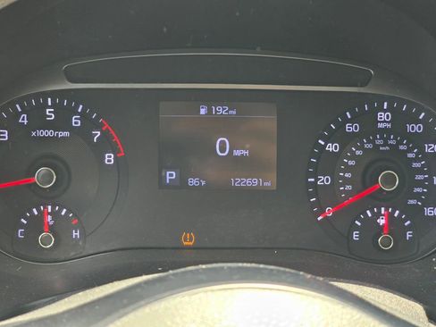 Used 2020 Kia Soul LX FWD image 21