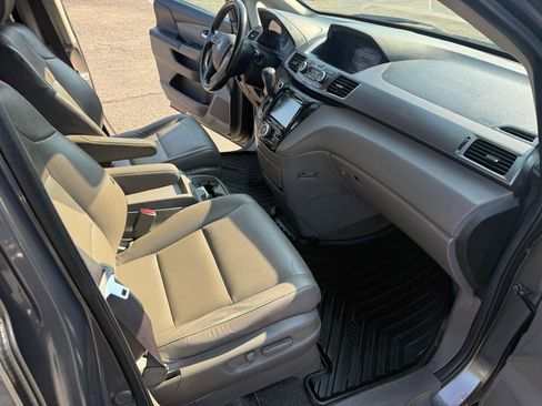 Used 2014 Honda Odyssey EX-L image 16