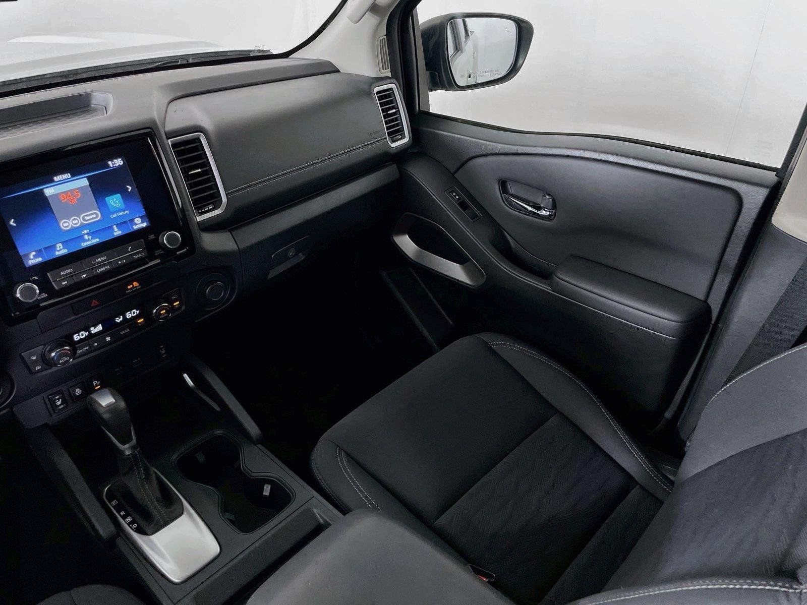 Used 2022 Nissan Frontier SV RWD image 25