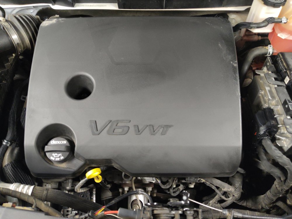 Used 2023 Chevrolet Traverse LT FWD image 30