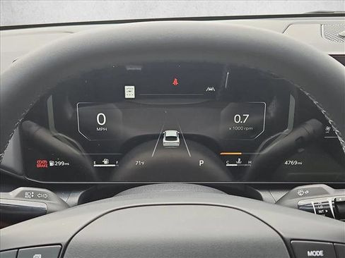 Used 2025 Kia K4 EX FWD image 11