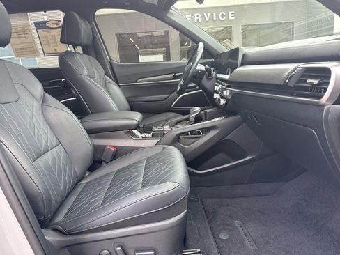 Used 2024 Kia Telluride EX X-Line image 27