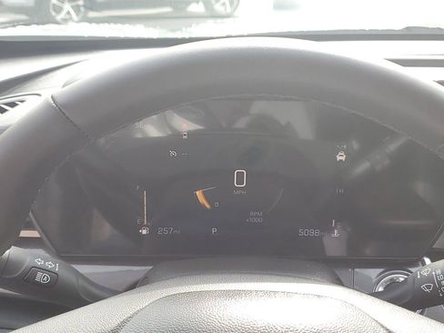 Used 2025 Chevrolet Trax ACTIV image 30