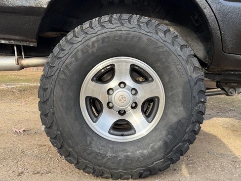 Used 1996 Toyota Land Cruiser image 24