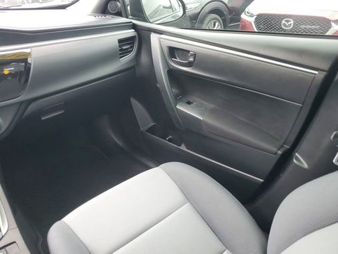 Used 2016 Toyota Corolla L image 10