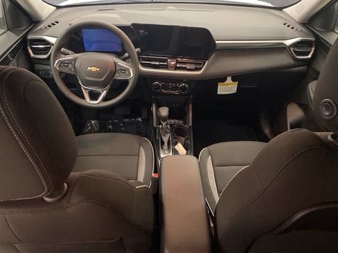 New 2026 Chevrolet TrailBlazer LT w/ Convenience Package AWD/4WD image 34