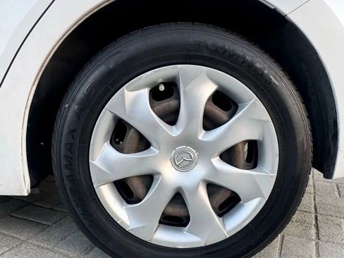 Used 2015 MAZDA MAZDA3 i Sport image 11