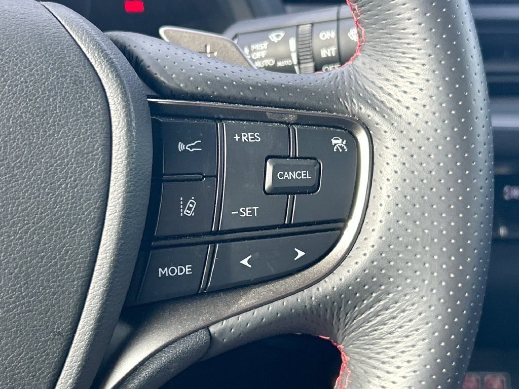 Used 2024 Lexus UX 250h F Sport FWD image 36