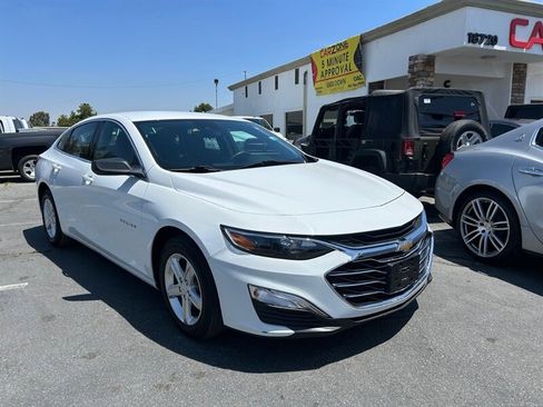 Used 2023 Chevrolet Malibu LS FWD image 3