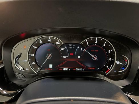 Used 2019 BMW 530i w/ Convenience Package RWD image 12