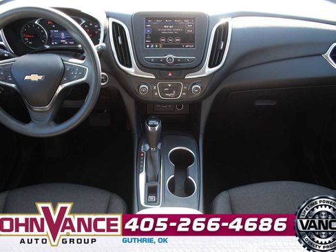 Used 2020 Chevrolet Equinox LT image 30
