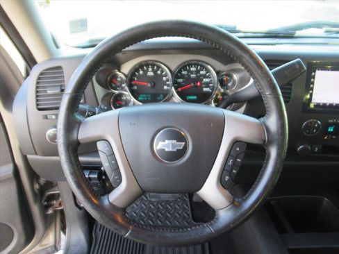Used 2013 Chevrolet Silverado 1500 LT image 18
