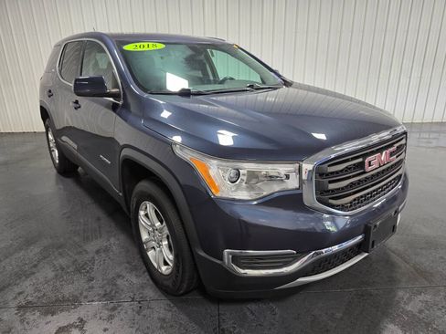 Used 2018 GMC Acadia SLE w/ LPO, Floor Liner Package AWD/4WD image 2