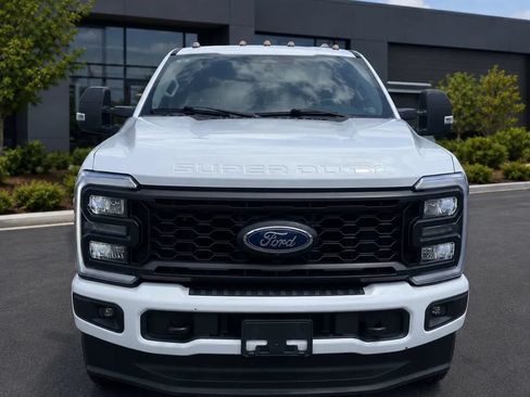 Used 2023 Ford F350 XL w/ STX Appearance Package AWD/4WD image 2