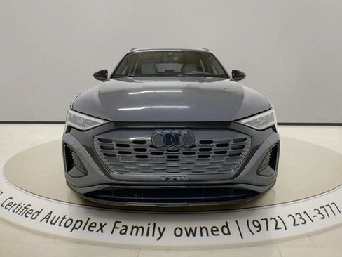 Used 2024 Audi Q8 e-tron Prestige w/ Prestige Package AWD/4WD image 8